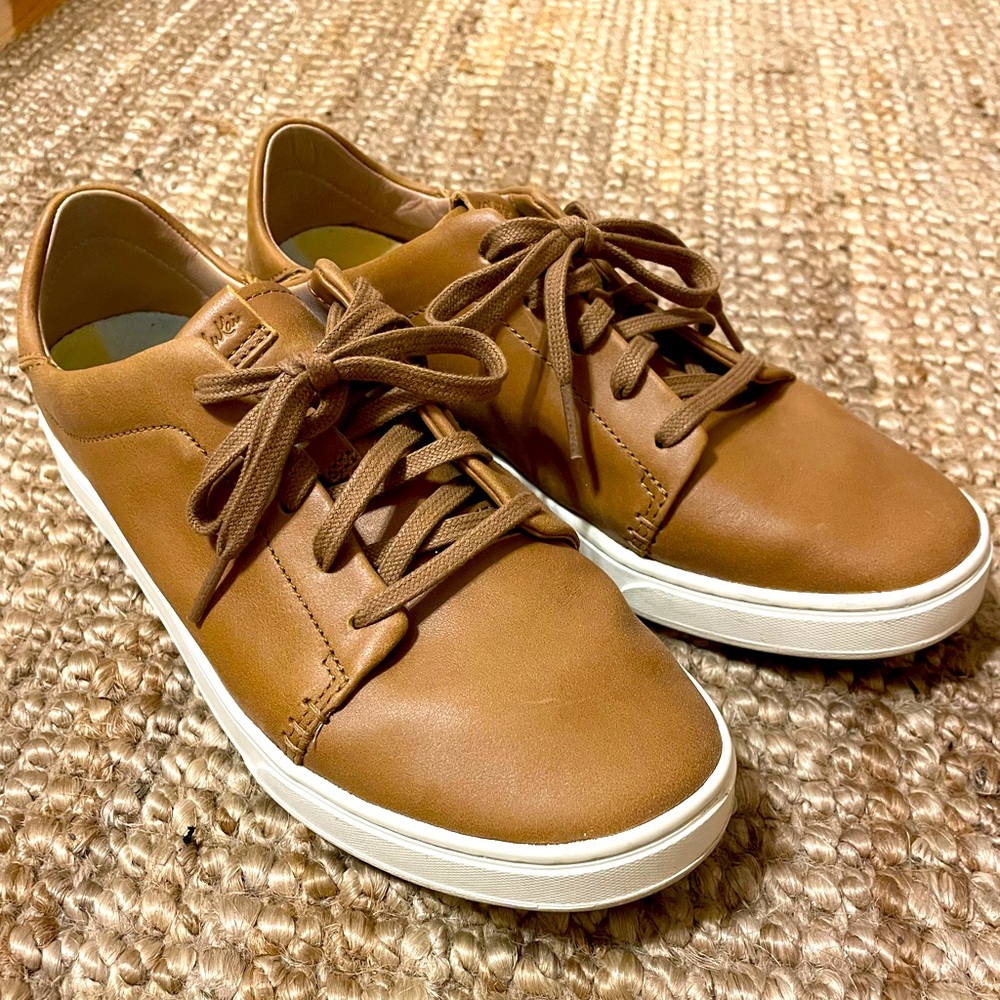 Olukai slip on sneaker